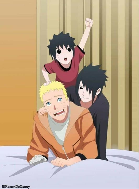 Essa é a imagem de uma família tradicional, a esposa brava, o marido submisso e o filho a mistura dos dois. Tudo exatamente como nos planos de Deus🙏🙏🙏