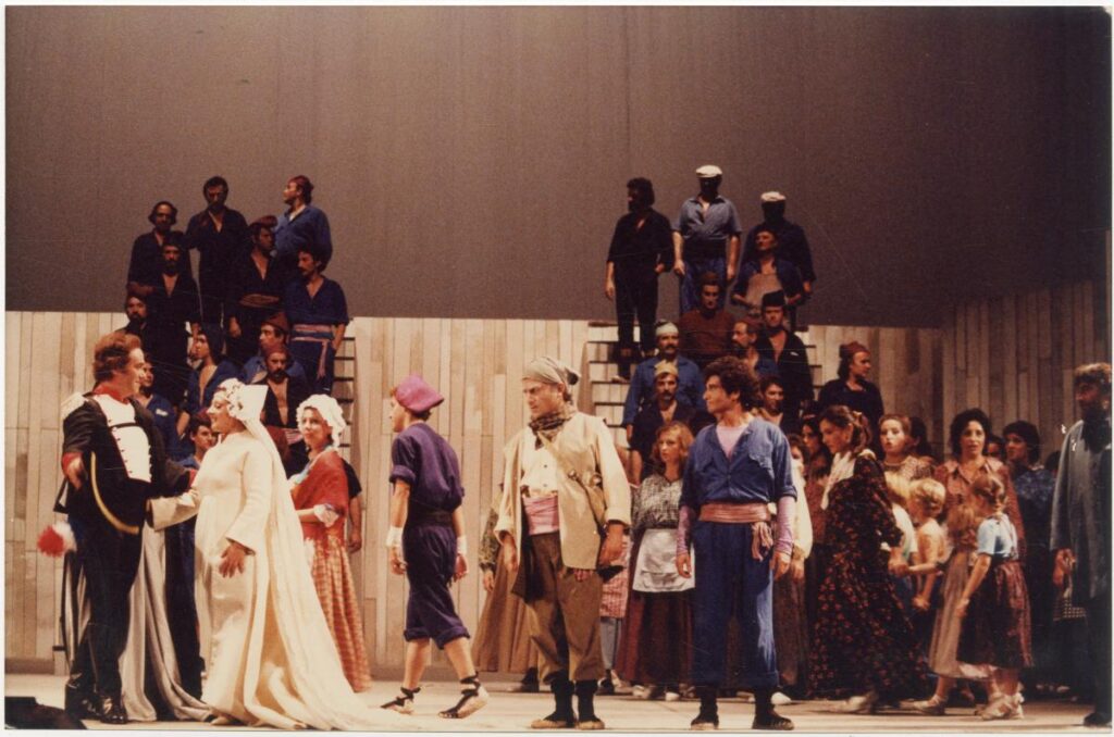 Entreacte tweet media