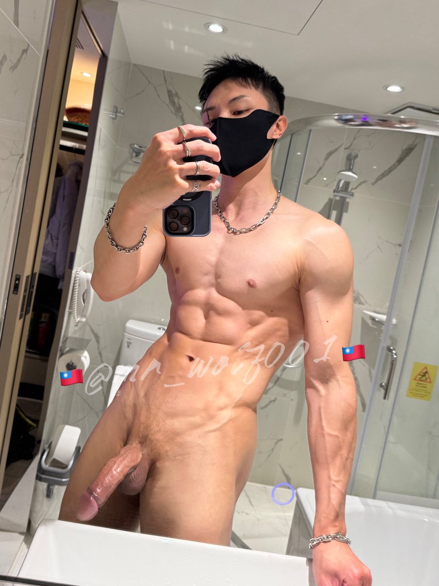 mr_wolf000 tweet media