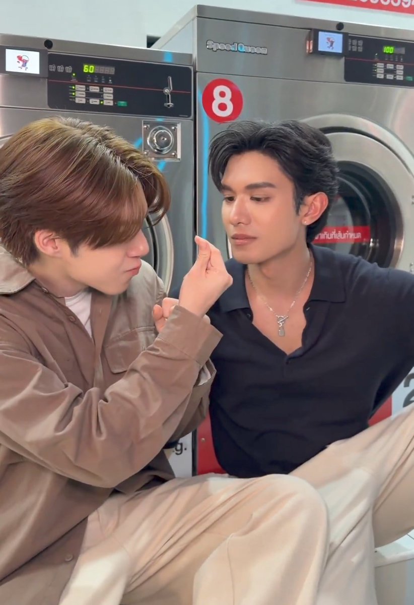 Love you forever.🍀🍏🖤🥕 tweet media