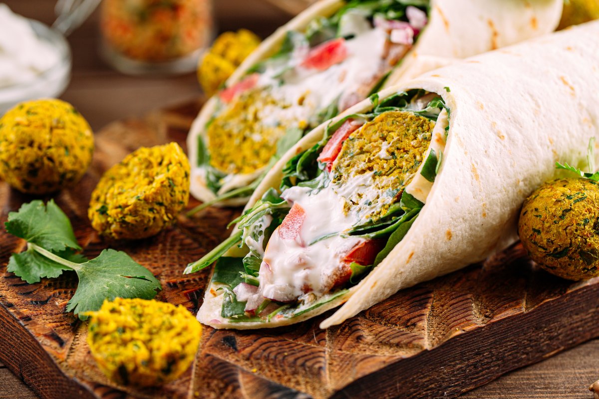 bobschnyder's tweet image. Join us for the Tortillas &amp;amp; Wraps BAKERview seminar, sponsored by Grain Millers and Balchem, to discover how bakeries can turn today’s tortilla and wrap trends into tomorrow’s top sellers. Save your spot here: live.zoho.com/znjt-xfq-kce

#tortillas #bakery