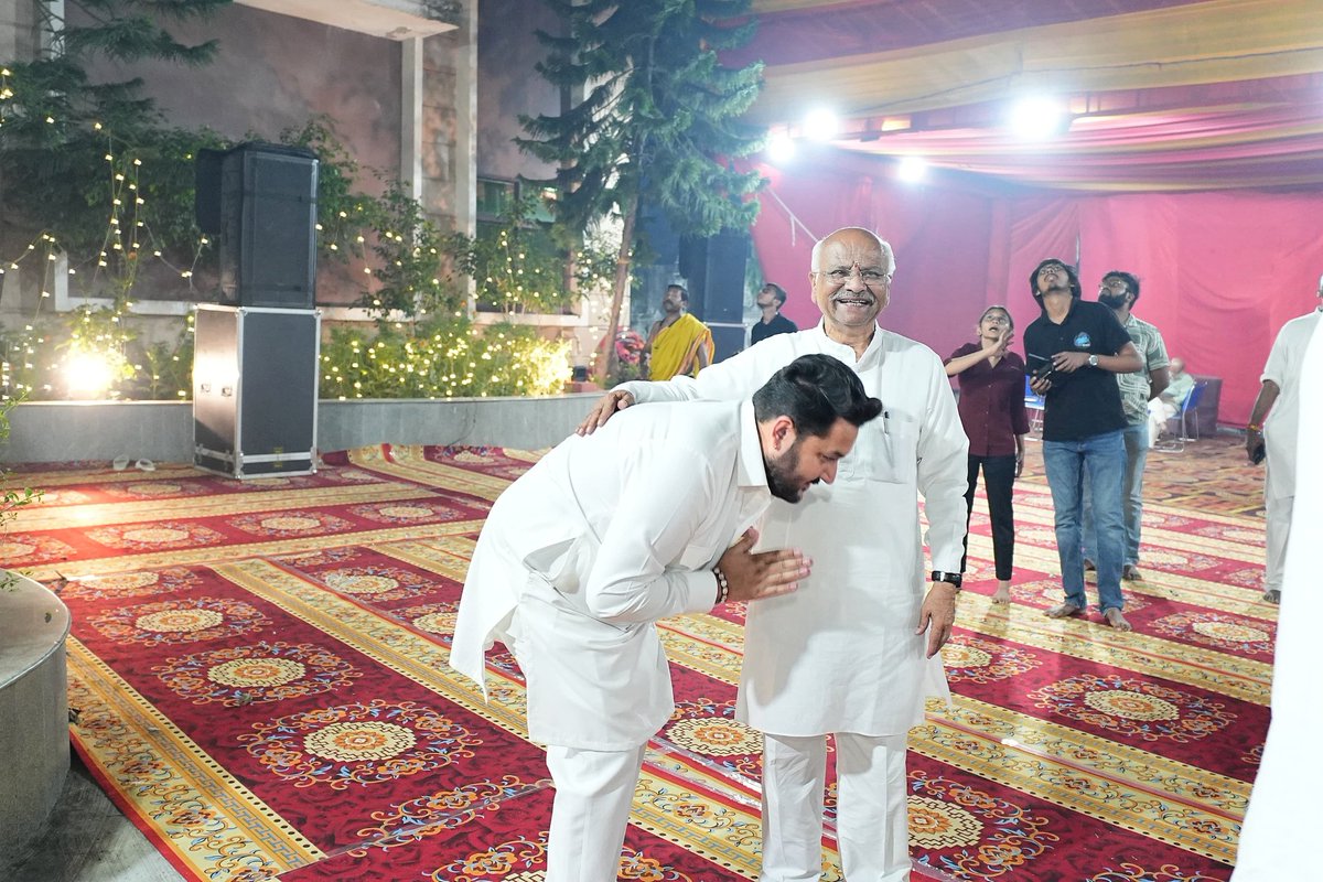 Umang Bajaj tweet media