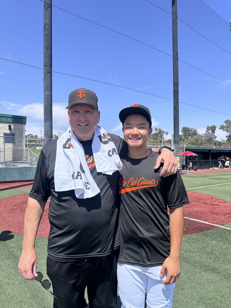 TristanM2030's tweet image. Spring 14U (2026). Thank you @SoCalGiants Coaches for the development. See everybody soon. 🤙

🚩#ClassOf2030 #Uncommitted
#BaseballRecruit #Consistency 

@FickChuck
@chuckieFick
@tjpropsectpath
@roocharuss