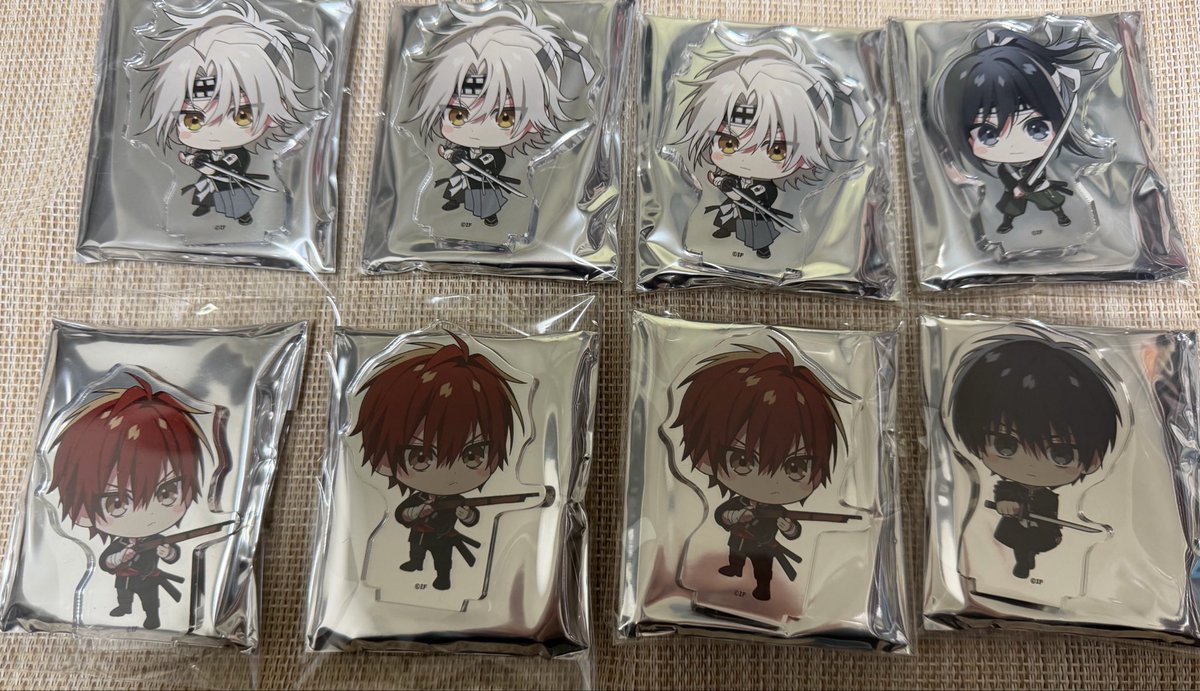 ayumun124's tweet photo. 【交換】BYAKKO 四神部隊炎恋記 ちびキャラアクスタステラSD

譲
岡本三郎3飯山貞吉 3石谷虎之助1神崎宗十郎、ミロ、テオ、フィン、アルヴィン、エリヤ2アルフレッド、楊2、碓井、
八千代、ラディ、パスハリア

求
佐野ゆずりは2
定価（4枚目確認）

郵送もしくは5/2都内手渡し https://t.co/bOtz1aNI7o