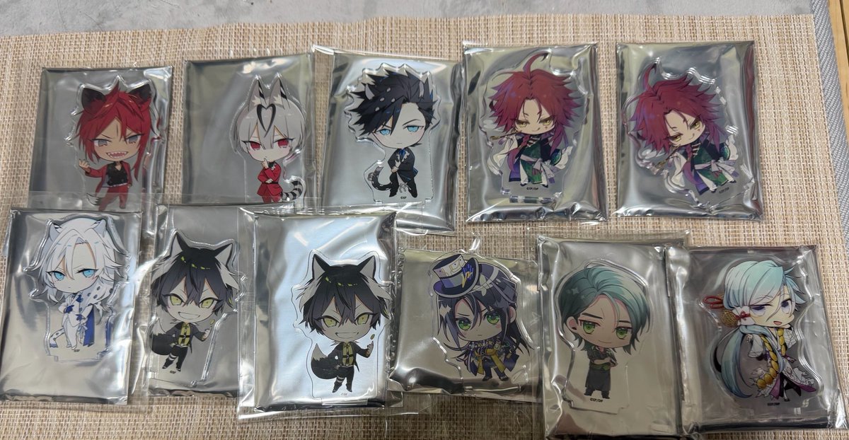 ayumun124's tweet photo. 【交換】BYAKKO 四神部隊炎恋記 ちびキャラアクスタステラSD

譲
岡本三郎3飯山貞吉 3石谷虎之助1神崎宗十郎、ミロ、テオ、フィン、アルヴィン、エリヤ2アルフレッド、楊2、碓井、
八千代、ラディ、パスハリア

求
佐野ゆずりは2
定価（4枚目確認）

郵送もしくは5/2都内手渡し https://t.co/bOtz1aNI7o