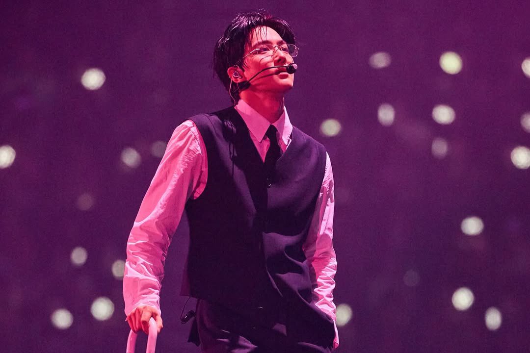 EXOLINTL9's tweet image. [20/04/26] #SUHO Instagram Update with #CHANYEOL #DO(D.O.) #KAI #SEHUN

🔗 instagram.com/p/DXWh_Suk35P/…

To be continued

🎵 EXO-K - 너의 세상으로 Angel

#EXO #엑소 #weareoneEXO @weareoneEXO