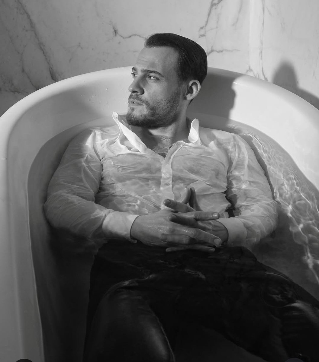 candyLoveTheB/TheBürsinTribe🦁🤘🏽🕺💃❤️ tweet media