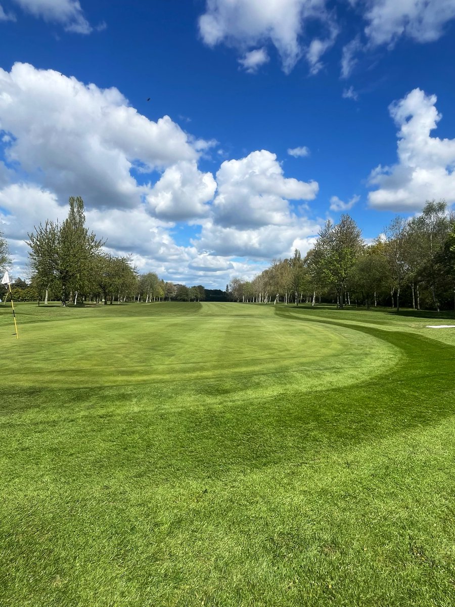 Whitefields Golf Club Greenkeepers tweet media