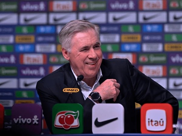 La__Tang's tweet image. Vu que l’Italie ne sera pas à la coupe du monde va falloir que je choisisse mon camp et qui je vais accompagner, parmis les candidats.

Uruguay : Darwin et Valverde
Brésil : Ancelotti 
Colombie : Ma meuf Karol G
Norvège : Haaland 

Faut choisir quoi ???

Si il y avait l’Albanie,