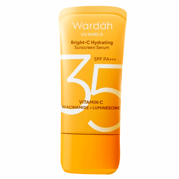 Carraamellfinds's tweet photo. sunscreen yang awalnya buat aku ragu mau coba, krn takut terlalu oily di kulitku tapi ternyata malah cocok. teksturnya tu agak creamy tp mudah di blend dan ga bikin kusam😭🫶

Wardah Sunscreen UV Shield Bright-C Hydrating Serum SPF 35 PA+++
https://t.co/YSDgp7QkdN https://t.co/iIGeXRv912