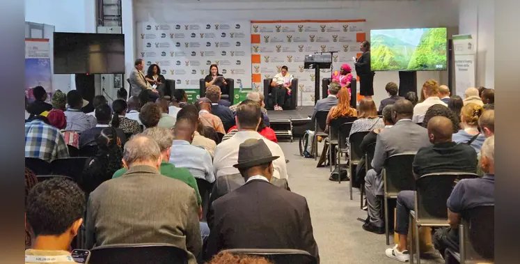 AfricanFarming's tweet image. The Organic and Natural Products Expo Africa brought fresh energy to Cape Town, delivering one of its most engaging conference programmes to date

Read more:zurl.co/ENhwt
#africatech #allinafrica #af #agriinnovation #valuechain #agriculture #food #initiative
