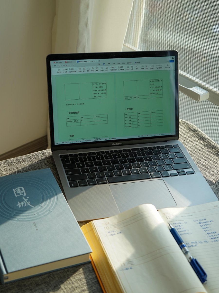 Larry Jones tweet media