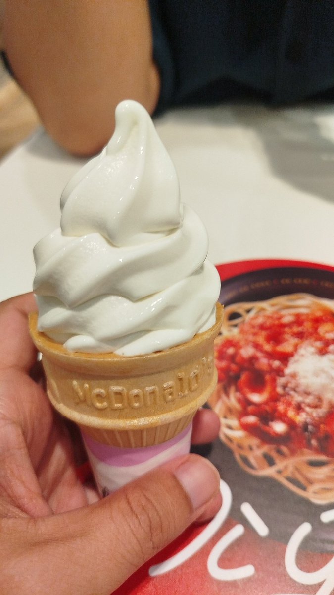 HubertLe7 .grvt🍏! tweet media