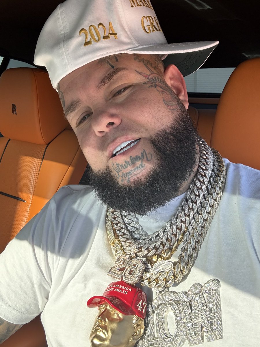 Trumps Nephew tweet media