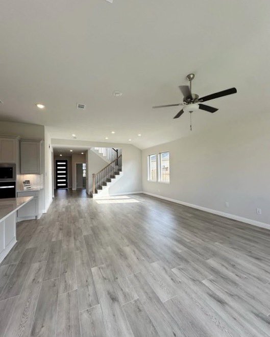 Congratulation to me I just gifted myself a house big shoutout to my coach <a href="/cryptogiannaa/">Gianna</a> for you guidance you made this possible! y’all gotta get on Bitcoin rn that shii works follow her up and say I sent you !