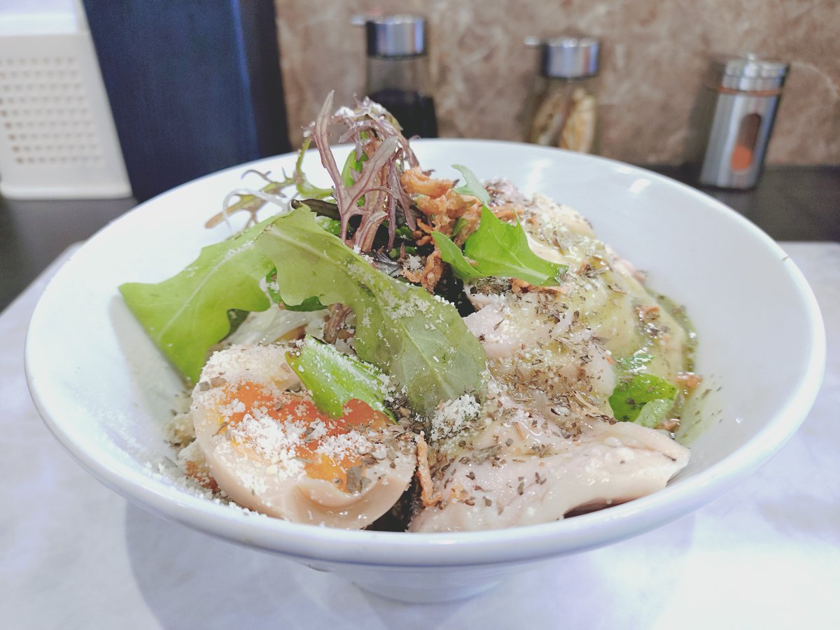 昨日は
秋津　麺.丼Dining夢者さんで『肉だく肉玉そば(ライス付)＋とろろ』『芳醇ジェノベーゼバジリコ汁なし』を訪食😋
肉玉そばは生卵ととろろを混ぜ絡めれば濃厚な味わいに口当たり滑らかで完食😍
そしてライスINでとろろ出汁めし風で美味😘
ジェノベーゼも当たり前な美味さ😜
今日も幸腹様でした🤗