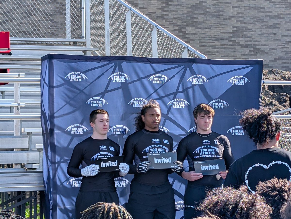 Jrussell_2027's tweet photo. Had a great weekend at the YouAreAthlete camp in Chicago, blessed to be recognized as one of the top linebackers, and earned an invite to the All-American showcase in Houston, TX! Here are some clips. @youareathlete @HitStick_4 @CoachHuhn @CoachKujawa @lohsathletics https://t.co/0AHLKL5CqS
