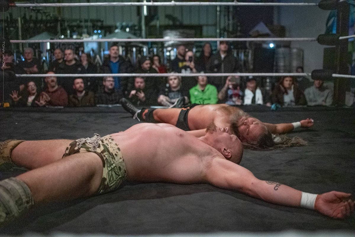 Wresadam tweet media