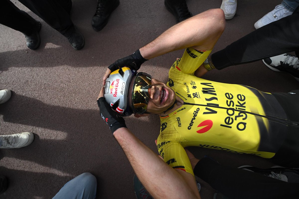 Domestique___'s tweet image. 🇧🇪 Van Aert: How beating Pogacar on Montmartre sparked Paris-Roubaix triumph

🗣️ "It made me realise I had something left in my legs. A new mindset was born"

📰 domestiquecycling.com/en/news/a-new-…

📸 Cor Vos