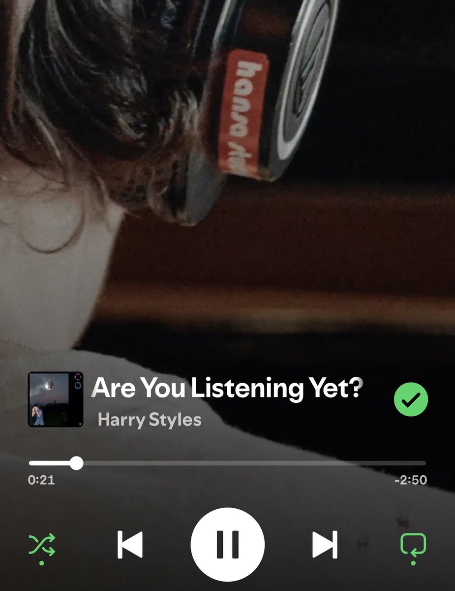 B ²⁸ LZNH tweet media