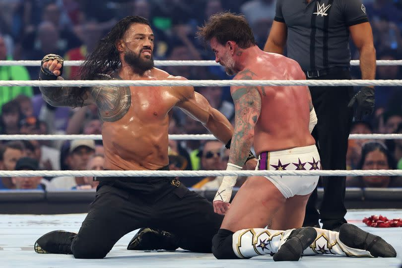 FinalBossXL's tweet image. #MGM Hotel Lobby &amp;gt; #WrestleMania Night 2
#CMPunk