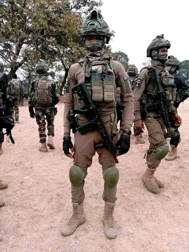 BonheurMuamba4's tweet photo. L’armée Congolaise a repris le contrôle total du village de #Konga, dans le territoire de #Mitwaba où les terroristes Bakakatanga avaient mené une incursion
L’armée Congolaise a totalement écrasé ces terroristes, Beaucoup sont tués et d’autres sont capturés https://t.co/I736vdQXEo