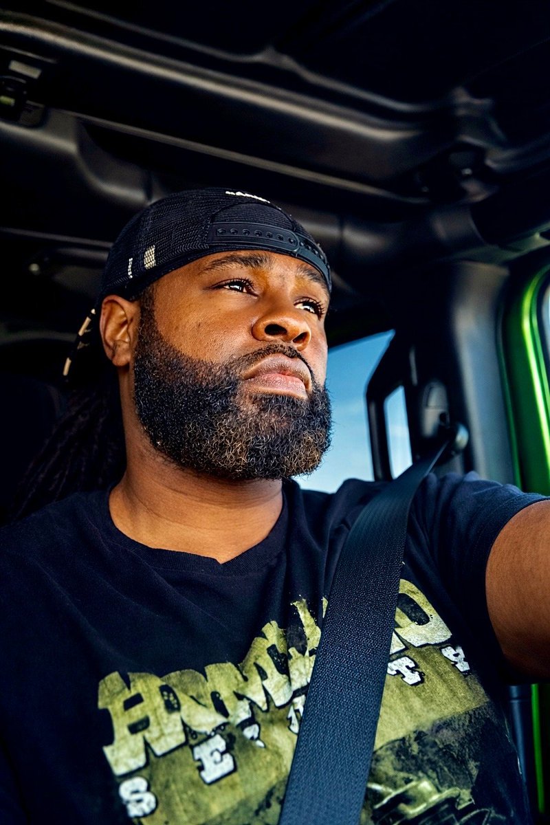 ClintonWayne's tweet photo. Imminent... 

#BackOnTheRoadSoon...
#KOD... https://t.co/lol7MDROMl