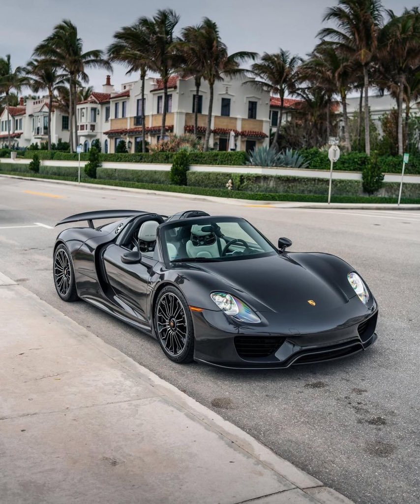 StizzyCars🏎🛞💨 tweet media