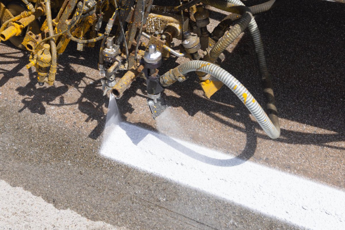 CaltransD4's tweet image. #WeekendRecap -- Crews paved and placed fresh striping across nearly two miles of roadway on EB I-80 in San Francisco.

This marks the completion of a major effort that was carried out around the clock and finished ahead of schedule.

#BayArea #RoadwayRepair #SanFrancisco