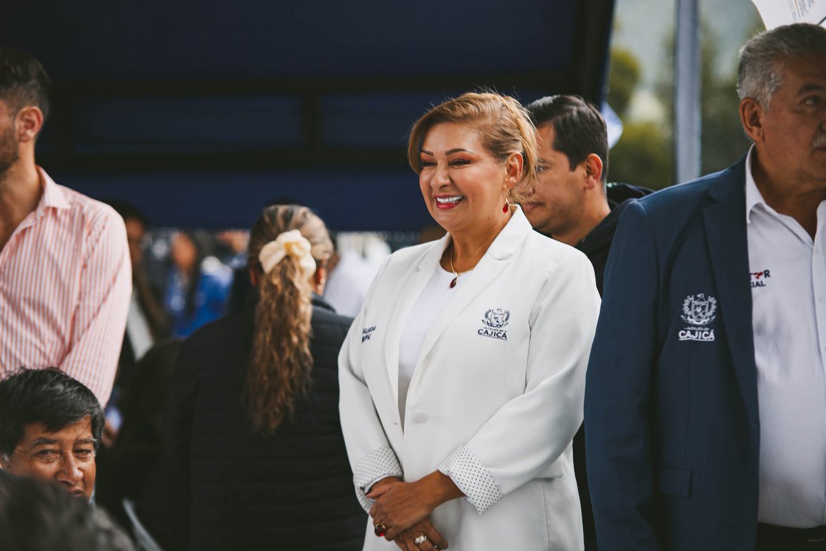 SocialCundi's tweet photo. 3/5
🏗️ Con una Inversión cercana a $7.000 millones hoy es una realidad el Centro Día de Cajicá. Un espacio que fortalece la atención integral con servicios de salud, terapia y bienestar físico y emocional. https://t.co/3qz7QkR4NO
