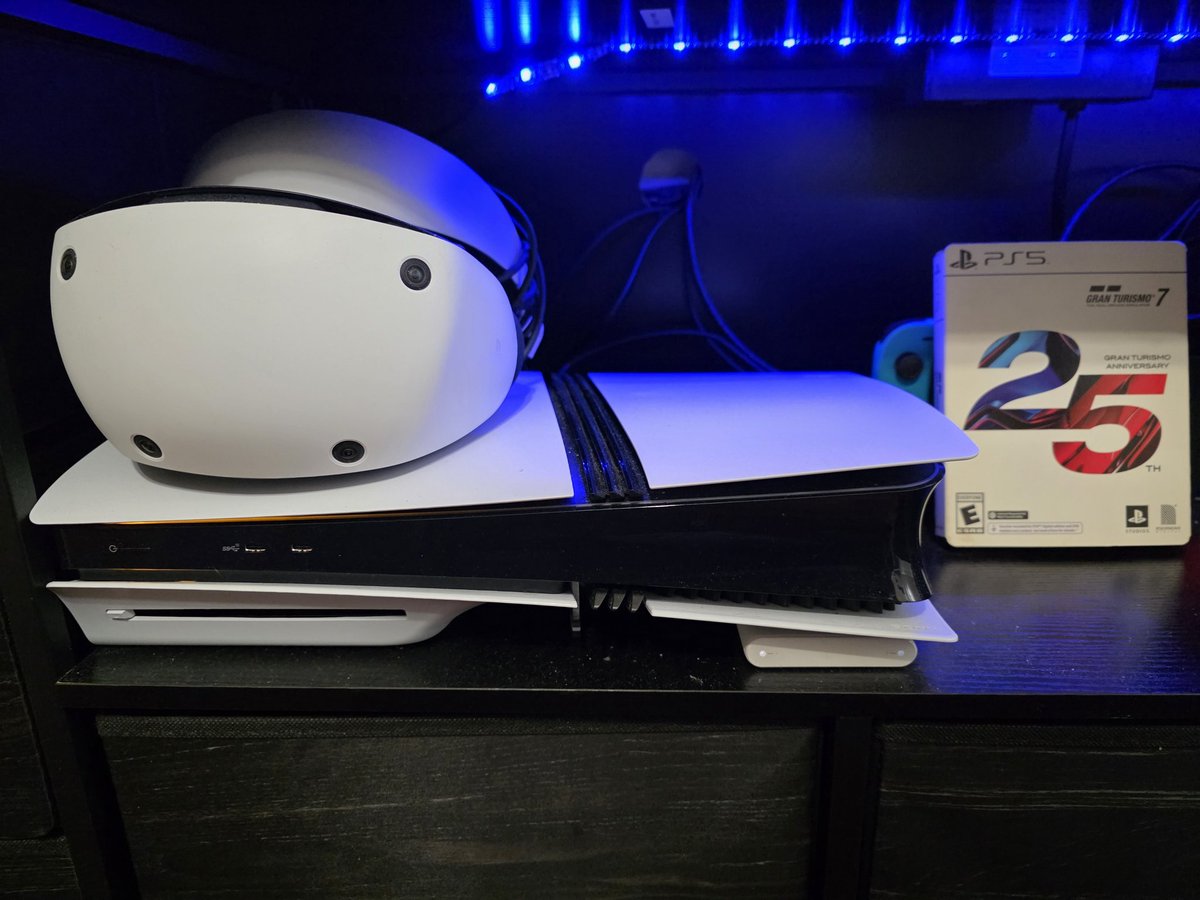 john_srt tweet media