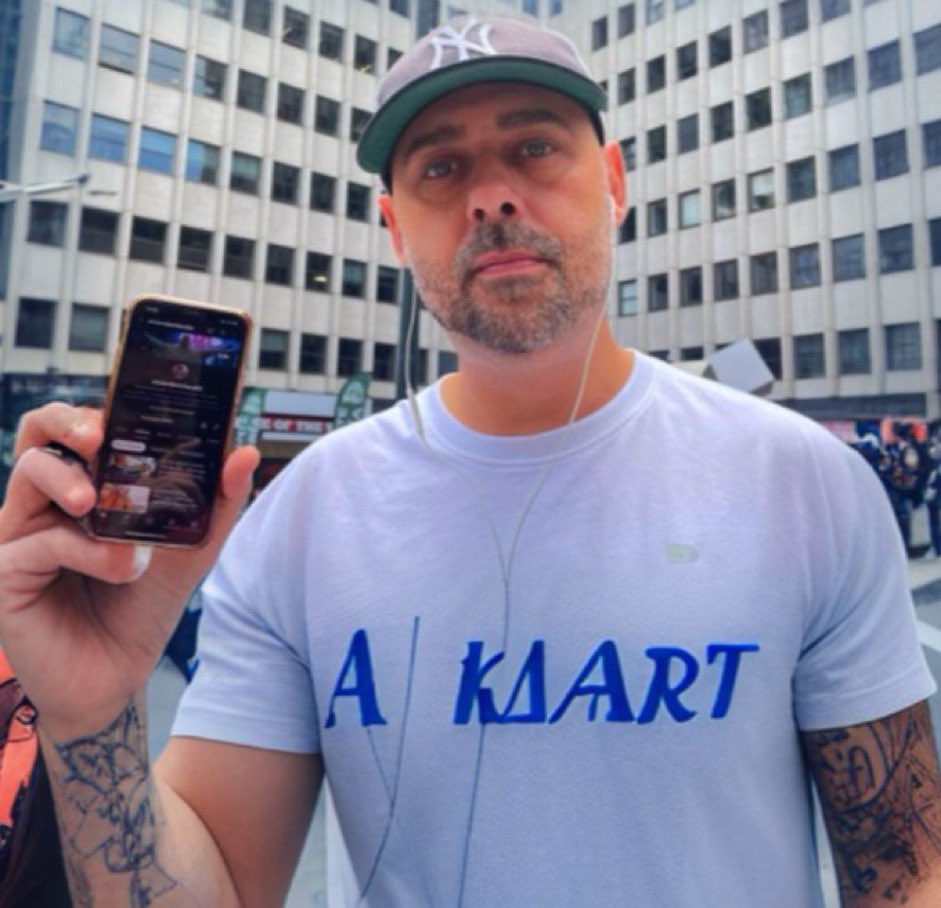 Juan Manson tweet media