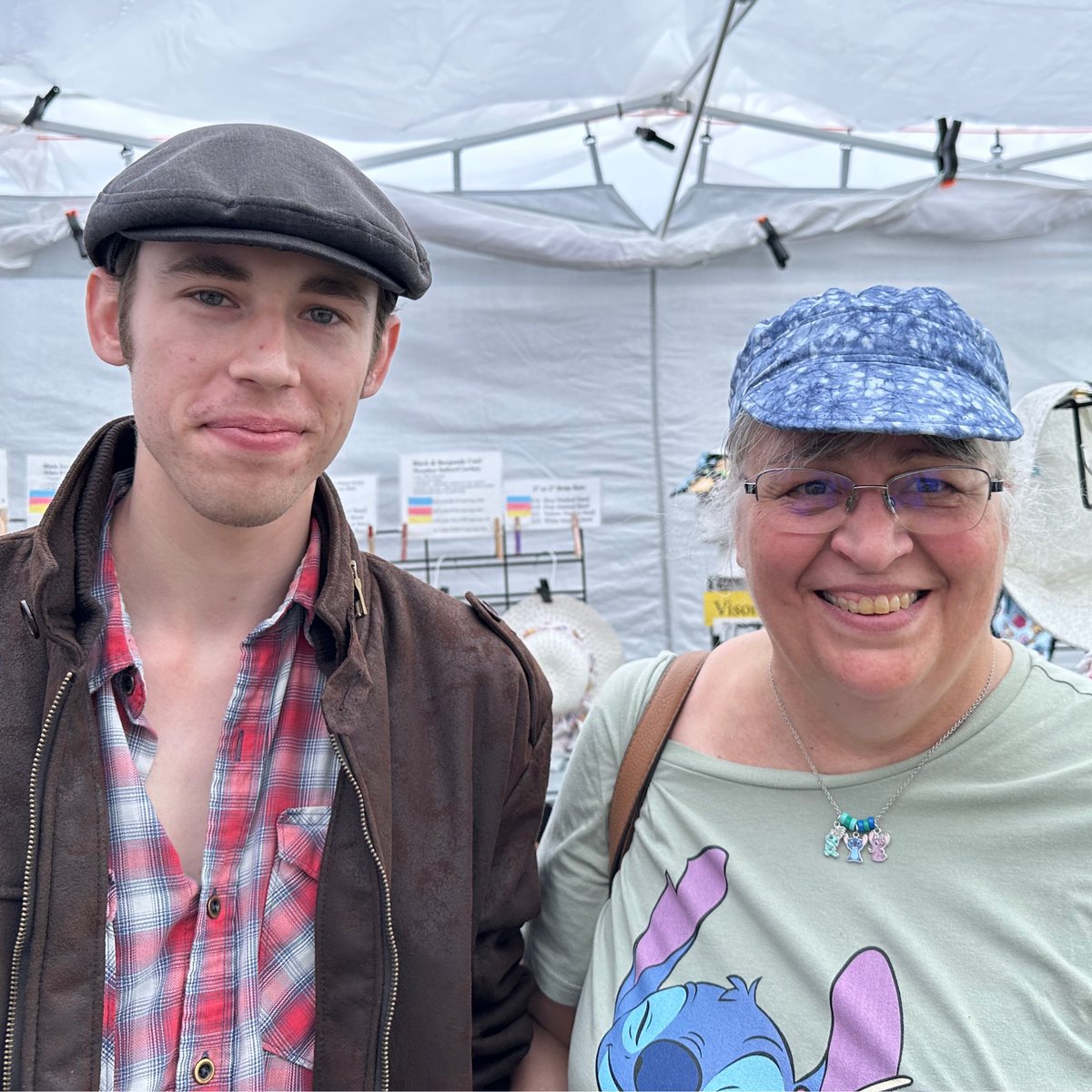 RawlsRileyCreat's tweet image. “He wears it everywhere. It’s how we find him in a crowd.”
That’s what his mom told me—years after he bought his ivy flat cap.
“It was so easy to use.”
That’s the goal. Something you don’t have to think about.
#IvyFlatCap #Handcrafted #RealLife #RawlsRileyCreations