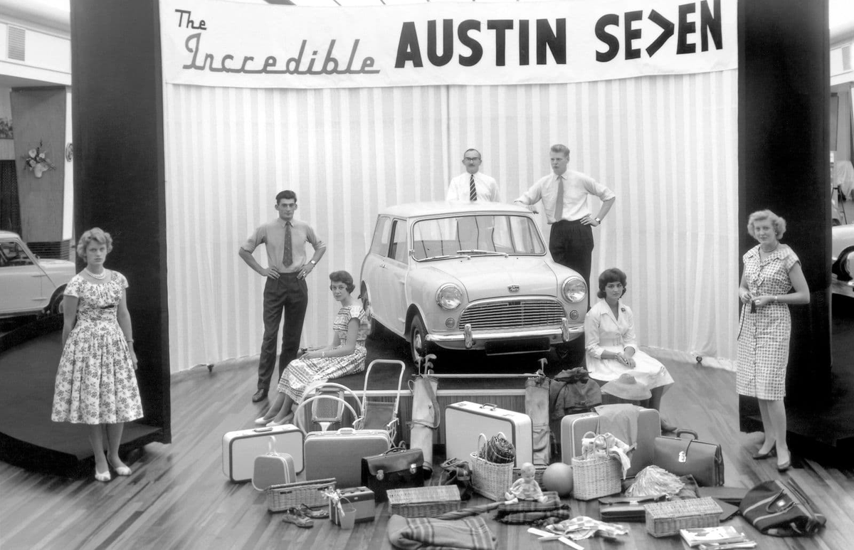 YannRobichon's tweet photo. Happy #MiniMonday / #MondayMini!...
#Auto #Automobile #Automobiles #Autos #Car #CarHistory #Cars #CarsHistory #ClassicCar #ClassicCars #ClassicMini #Coupé #HistoryMini #Mini #MiniClassic #MiniLife #Photo #Photographie #Photography #RetroCar #Retrocars #VintageCar #VintageCars https://t.co/cUiS119yFn