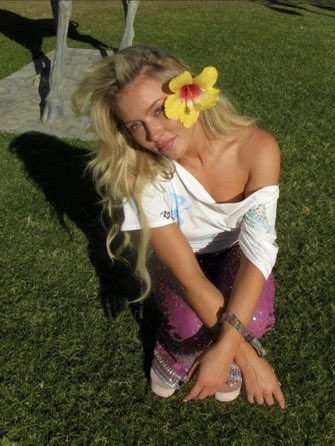 AYA crave. tweet media