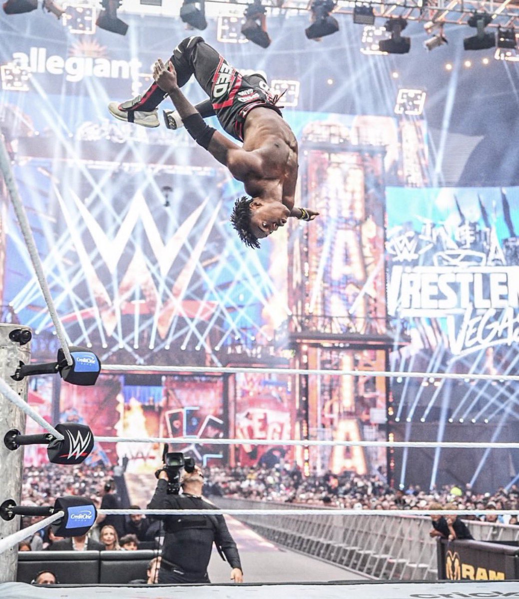 ᵖᵃʳᵒᵈʸ Speed⭐️ tweet media