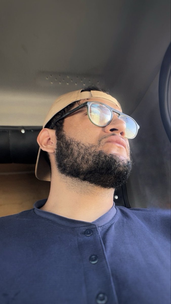 Emilio Macías tweet media