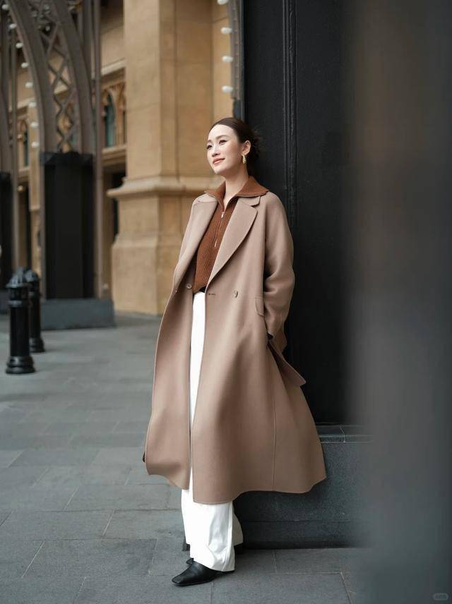 Alice in wonderland tweet media