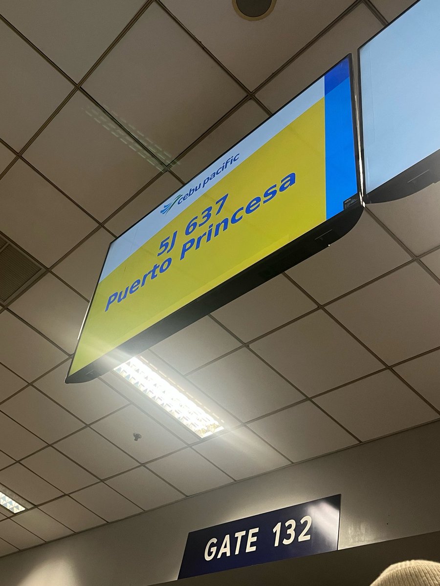 monic ; 🍭☀️ tweet media