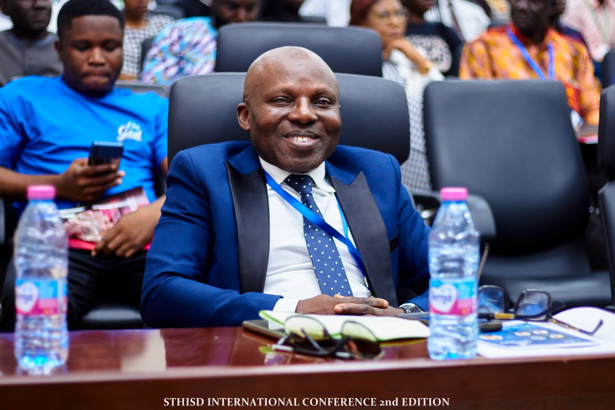 dobs_uenr's tweet image. The Department of Biological Sciences, UENR, celebrates Prof. Samuel Fosu Gyasi on his promotion to Full Professor. 🎓👏 His achievement reflects excellence in research, teaching, and leadership. Congratulations!

#UENR #AcademicExcellence #HigherEducation #dobs_uenr