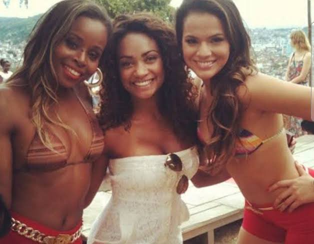 NAO É O PURO ROXO tweet media