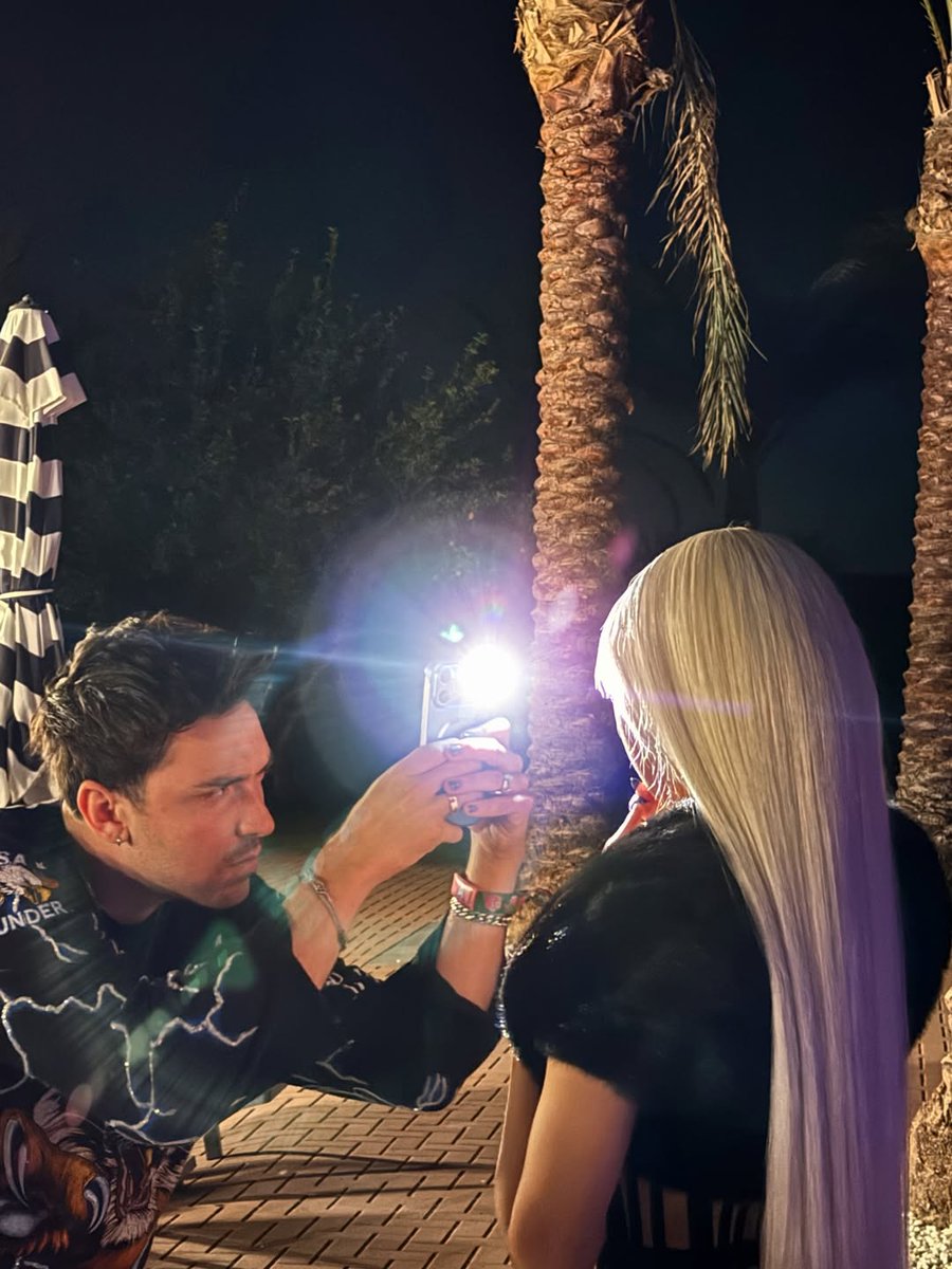 LISANATIONS tweet media