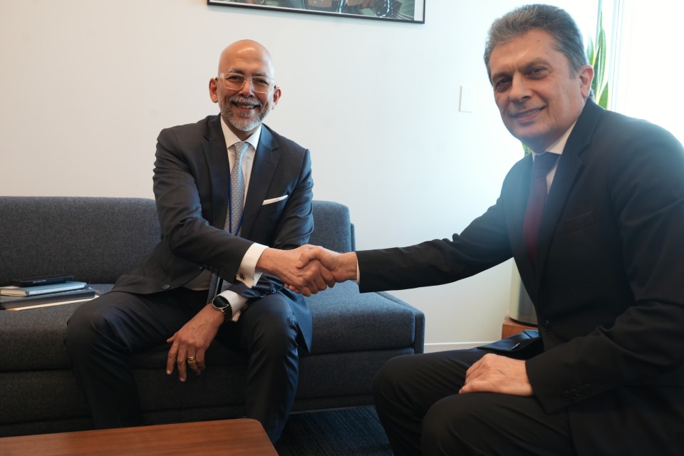 UNDGACM_EN's tweet image. Building on a vital 🇺🇳 partnership!

USG Abelian welcomed @UN_HRC President Sidharto R. Suryodipuro 🇮🇩 at #UNHQ to discuss the continued delivery of high-quality conference services for the #HumanRights Council @UNGeneva. 📸⬇️
