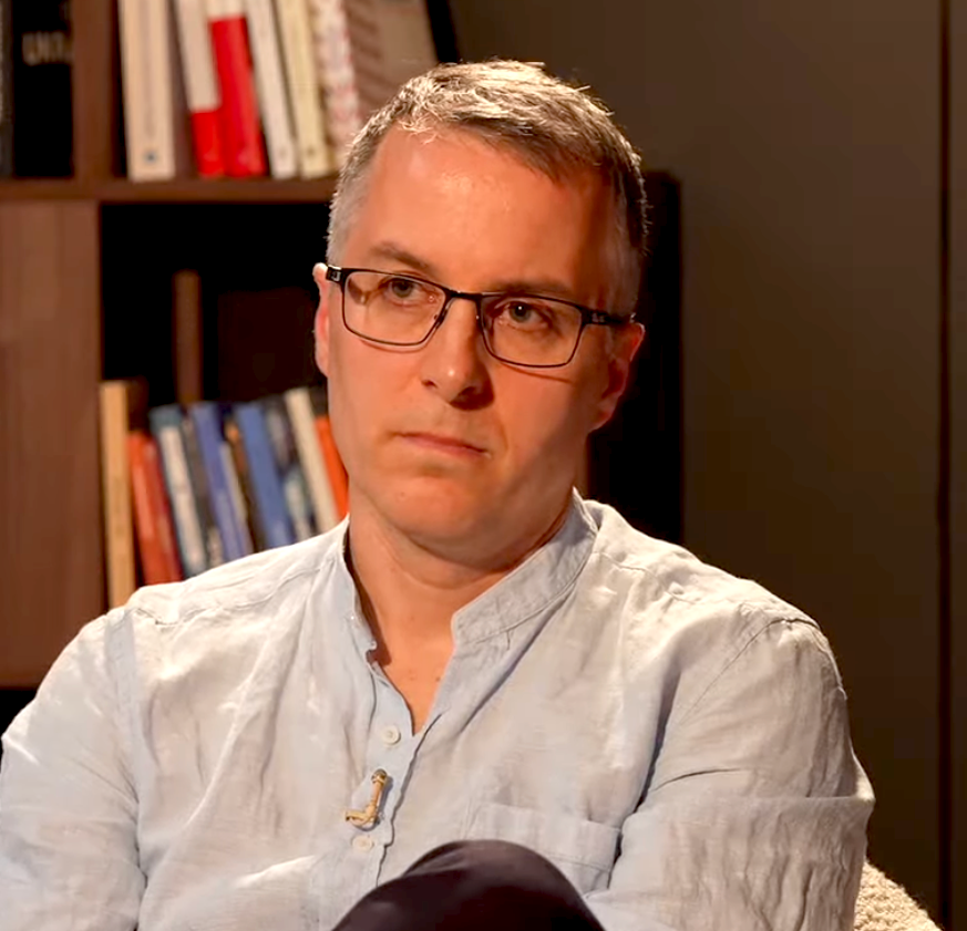 LibreQg's tweet image. 🔴 « Ma thèse, c’est que si #Macron ne déclare pas les revenus de la transaction Pfizer-Nestlé qu’il a empochés ou empochera, c’est que c’est sans doute dans un paradis fiscal »

Christian Savestre, Marc Joly et @alancelin en direct sur QG

Le live ➡️ youtube.com/live/YzcQJlMyg…