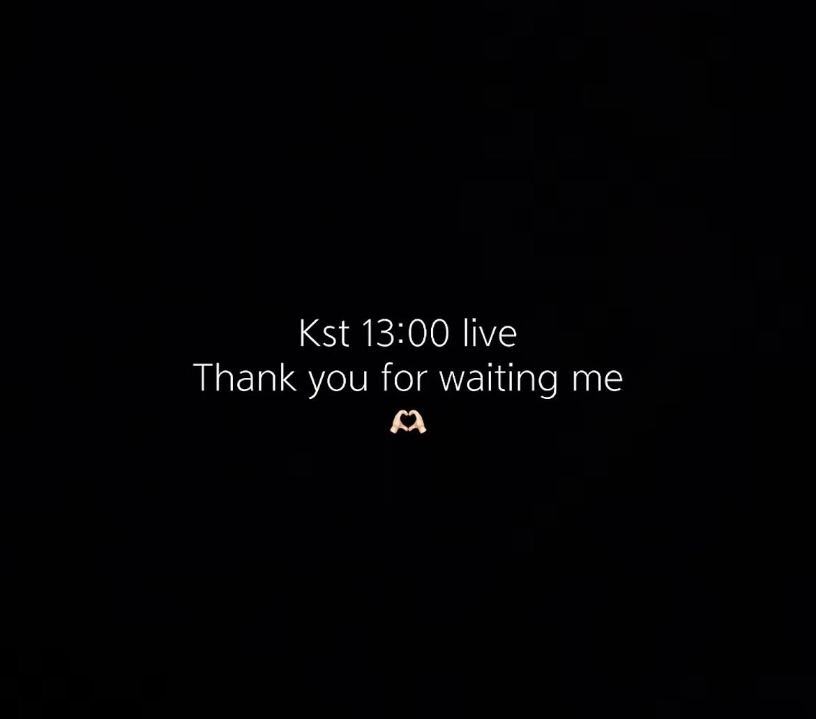 Okay...It's been a while. Firstly, 𝙒𝙃𝙊 𝙏𝙁 𝙄𝙎 𝙇𝙀𝙊!? I literally thought it was a fan acc. 😭 + 𝙃𝙀 𝙄𝙎 𝙂𝙊𝙄𝙉𝙂 𝙇𝙄𝙑𝙀!!! 𝙄'𝙢 𝙨𝙤 𝙛𝙧𝙚𝙖𝙠𝙞𝙣𝙜 𝙚𝙭𝙘𝙞𝙩𝙚𝙙 𝙜𝙪𝙮𝙨𝙨𝙨!!! See you there in 8 hoursss! #zzundoxy #idleozun #junhyuk #mirae #polarix #live #fyp
