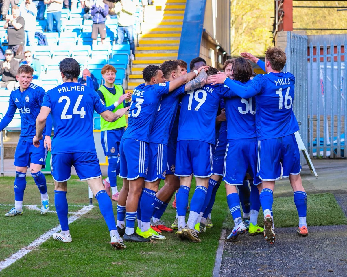 FC Halifax Town tweet media