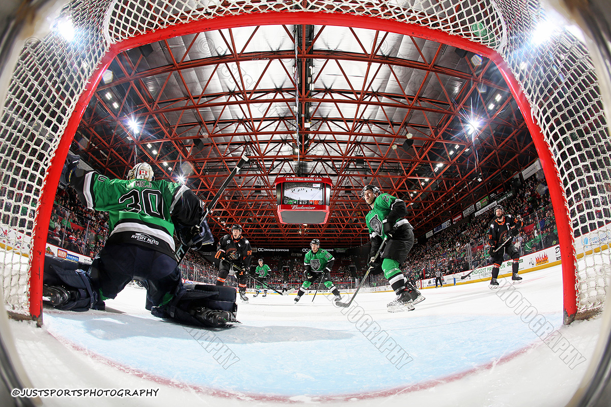 JustSports_AHL's tweet image. 04-17-2026 BINGHAMTON BLACK BEARS vs TOPEKA SCARECROWS

REMOTELY TRIGGERED CAMERA MOUNTED IN THE GOAL

@BlackBearsFPHL
@FPHLScarecrows
#TopekaScarecrows
@PocketWizard
@CanonUSApro
#pocketwizard
#remotecamera
#RemoteCameras
#makeitpossible
#whereistheremotecamera
#funwithremotes