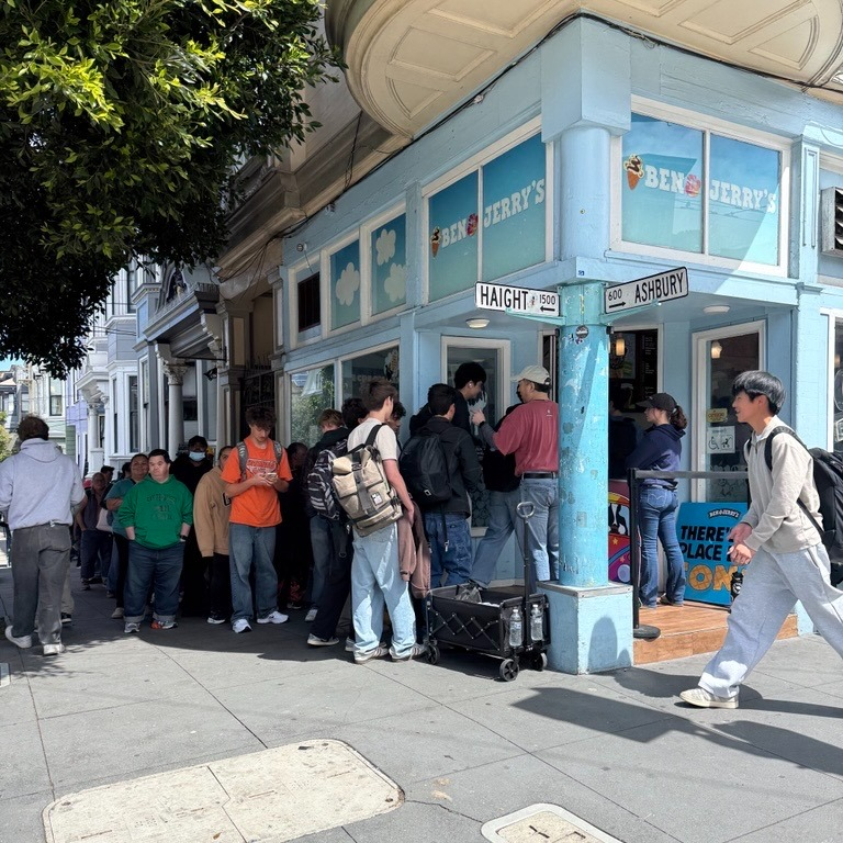 HealthRIGHT360's tweet photo. Thank you, San Francisco, for showing up for #FreeConeDay and for supporting #HealthRIGHT360! We truly appreciate the community's commitment to expanding access to care.

Thank you to @benandjerrys and our volunteers for the nonstop scooping and making the day a success! https://t.co/45XK7mPAYX