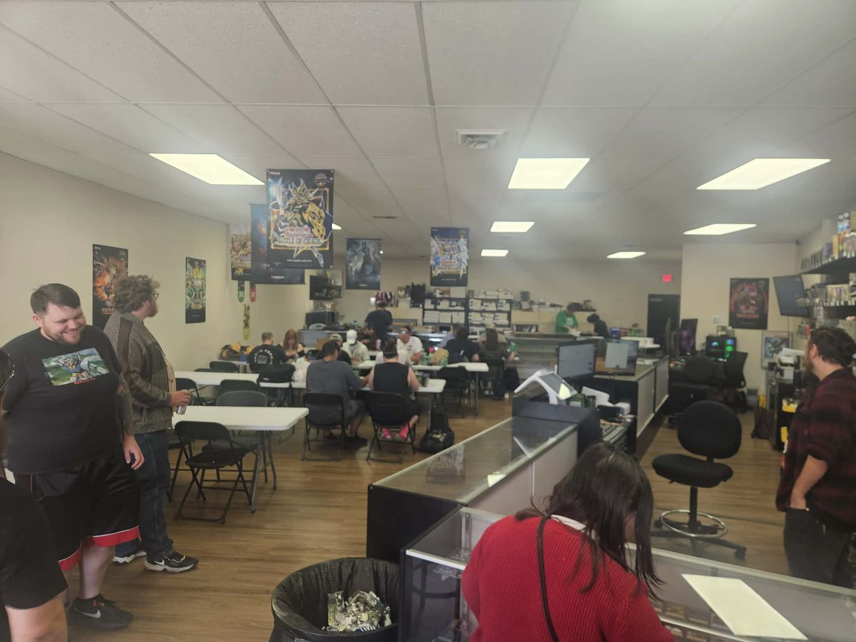 TheSTLGuildHall's tweet photo. We want to thank everyone who came out to our collaboration with The Game Pit for Secrets of Strixhaven Two headed giant. We had a great turnout and some more amazing pulls. We hope everyone had a great prerelease weekend!

#cardshop #magicthegathering #tcg https://t.co/Rw1txJnE8w