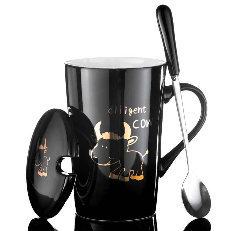 MQuelais's tweet image. Tried the new smart mug—temp stays perfect for 6hrs! No more cold coffee mid-work.  #NewExperience #SmartLife